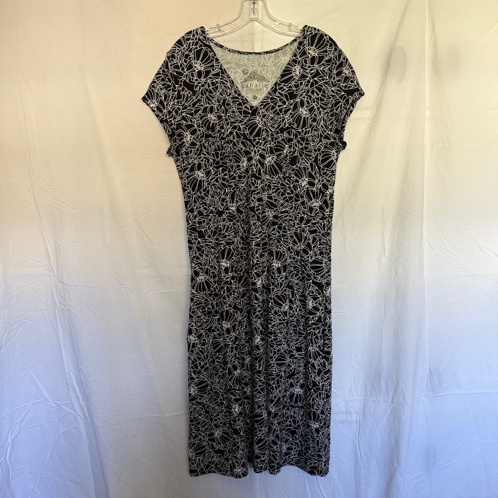sahalie Black and White Floral Maxi Dress